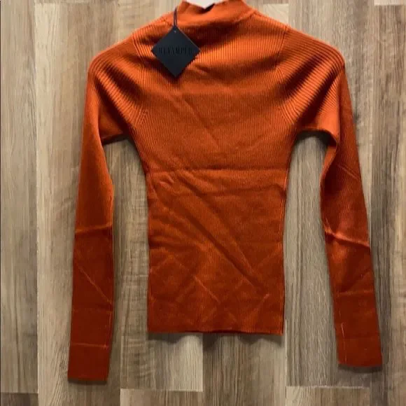 Revamped Cutout Sweater - Picture 3 of 3